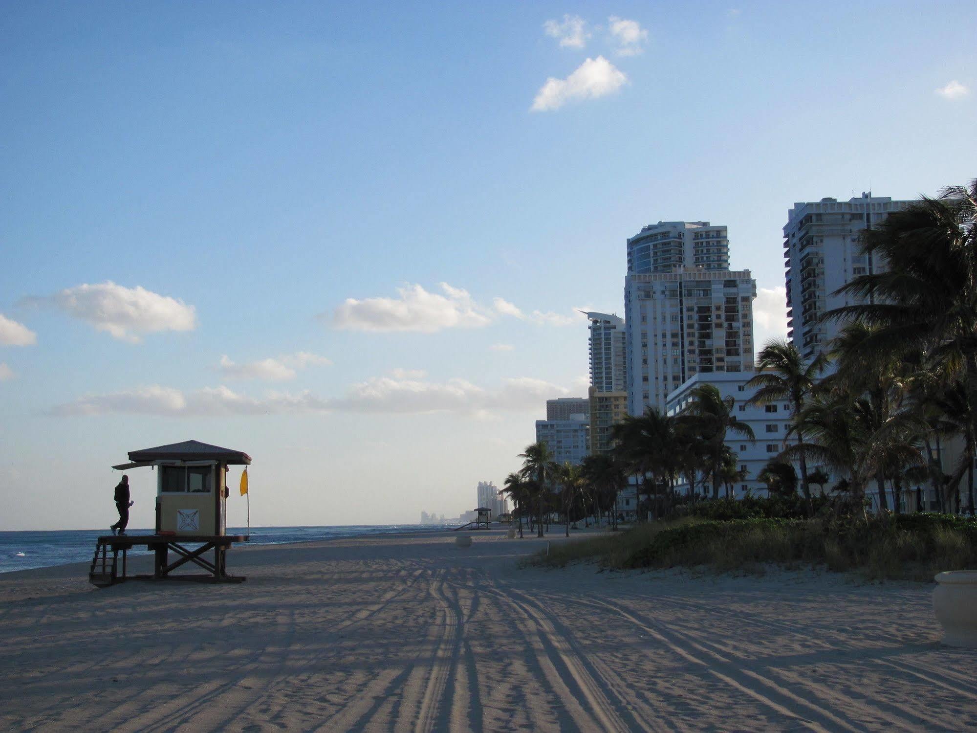 Enchanted Isle Hollywood Beach Resort 외부 사진